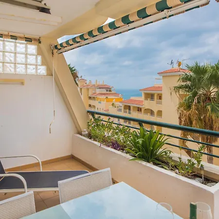 Vista Al Marparking Piscina Benalmádena